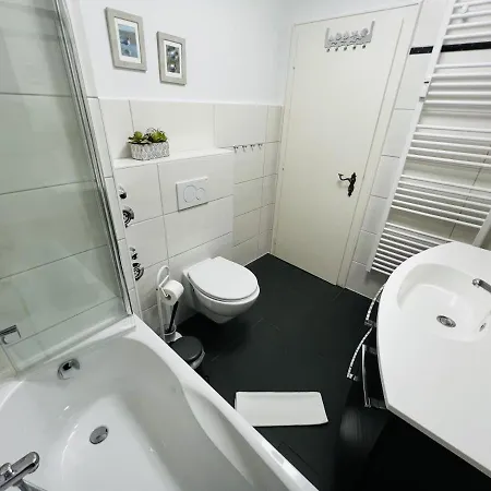 아파트 Zur Seeschwalbe 샬베우츠